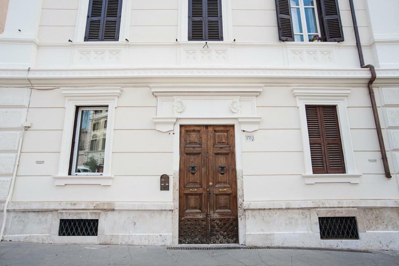 Luxury & Charme Colosseo Rome Exterior photo